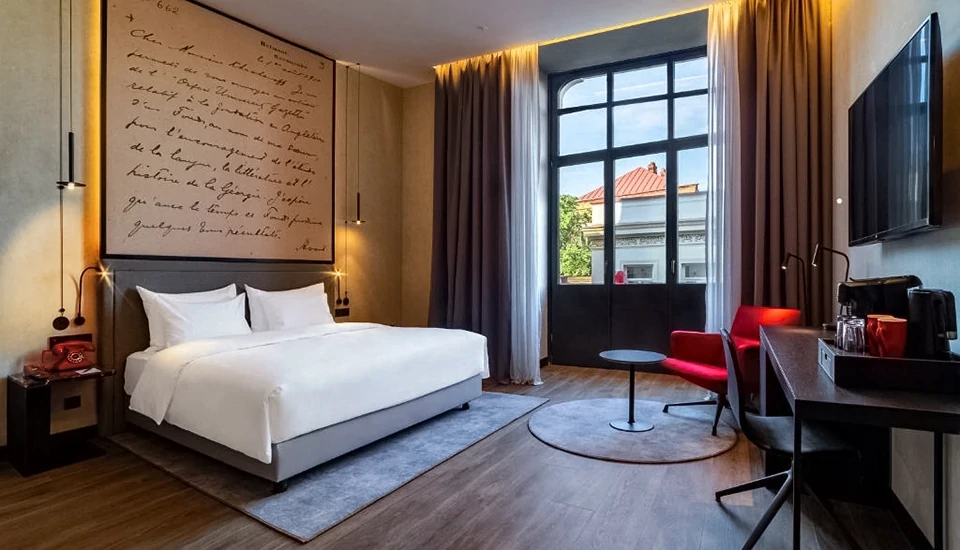 هتل رادیسون رد تفلیس